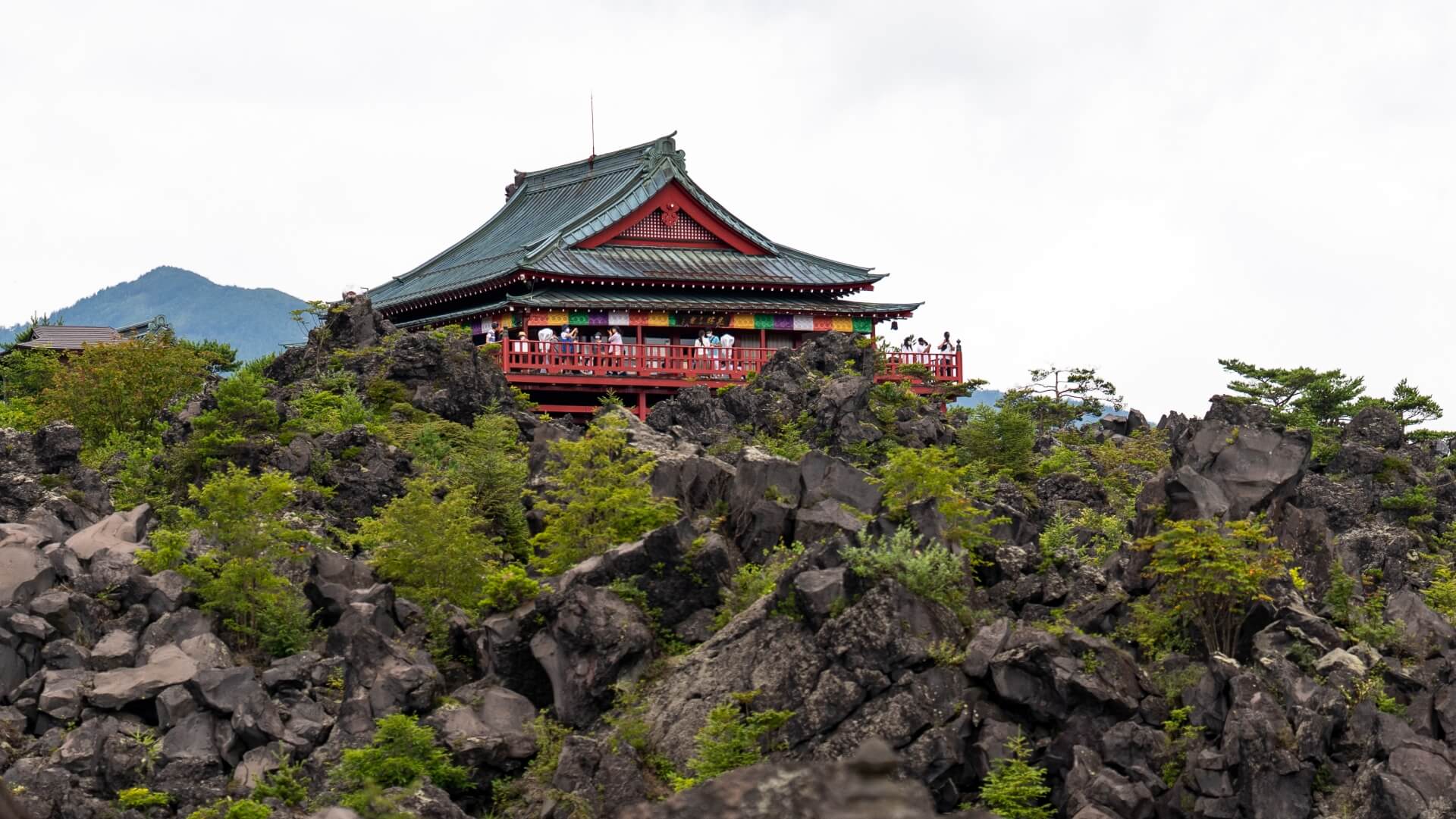 onioshidahi-volcanic-park-gunma