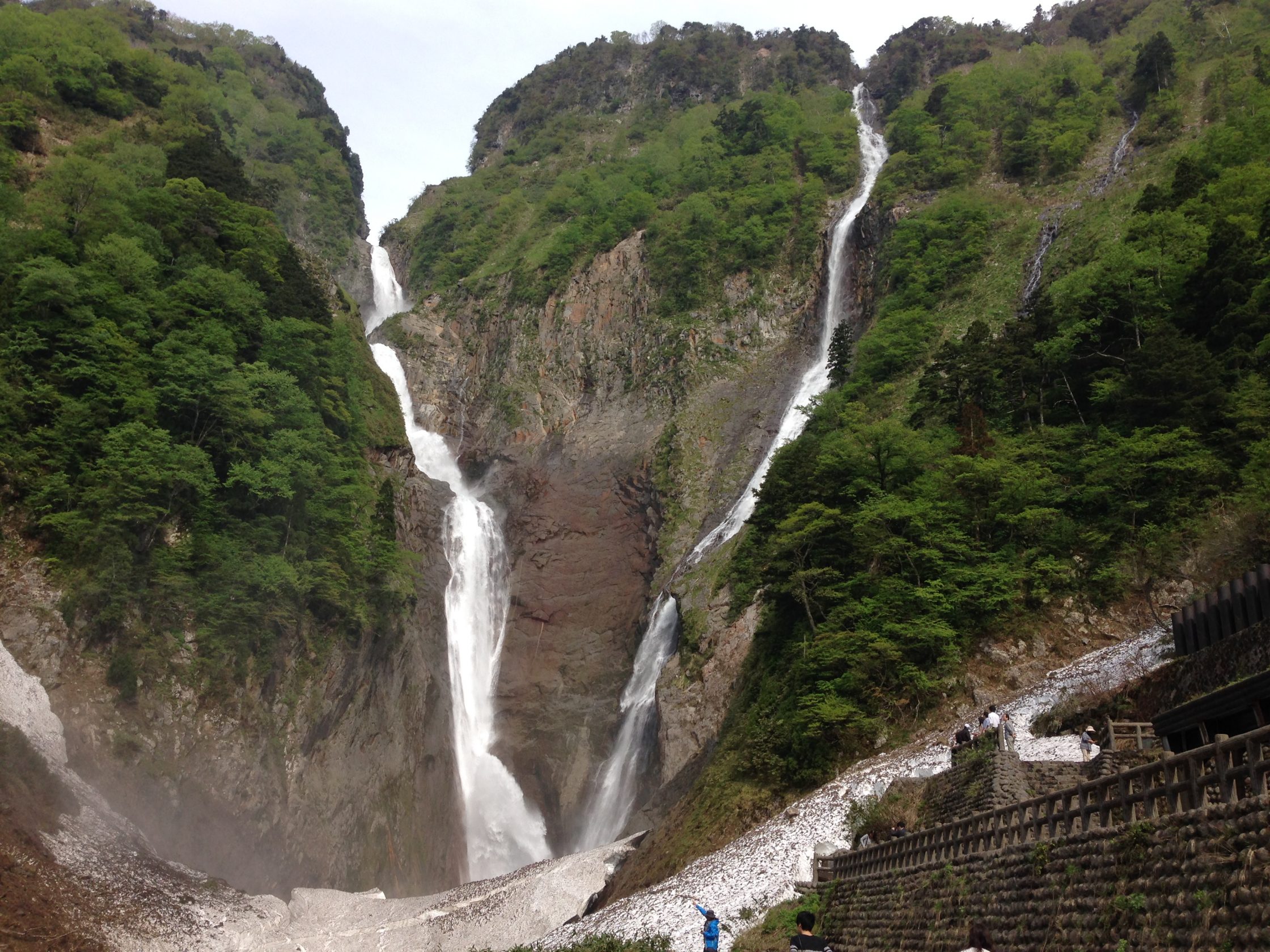 Tateyama-Kurobe Alpine Route SNOW MONKEY RESORTS