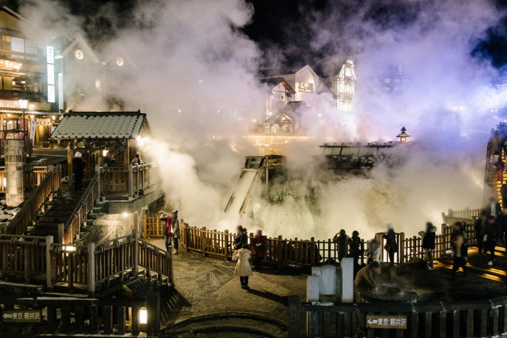 kusatsu-onsen-yubatake