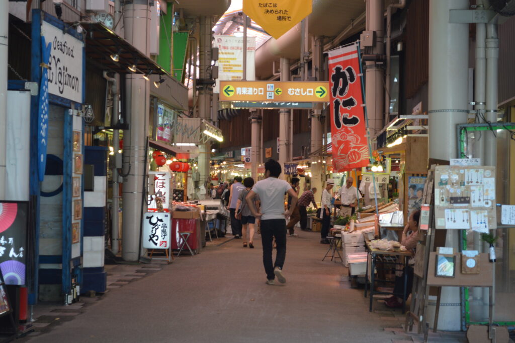 Omicho-Fish-Market-Kanazawa