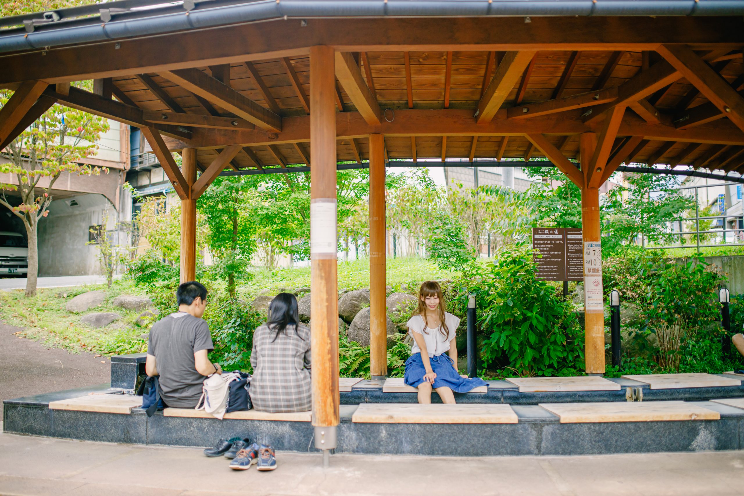 kaede-no-yu-yudanaka-onsen-foot-spa