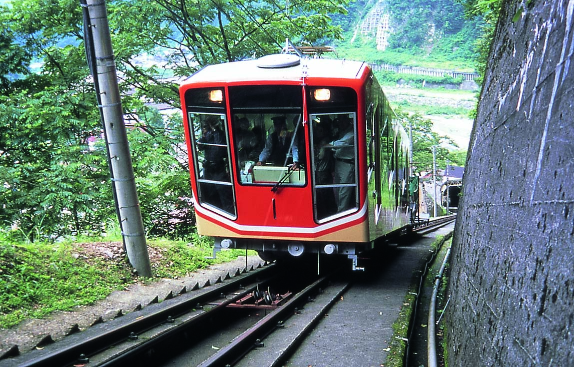 tateyama-kurobe-alpine-route