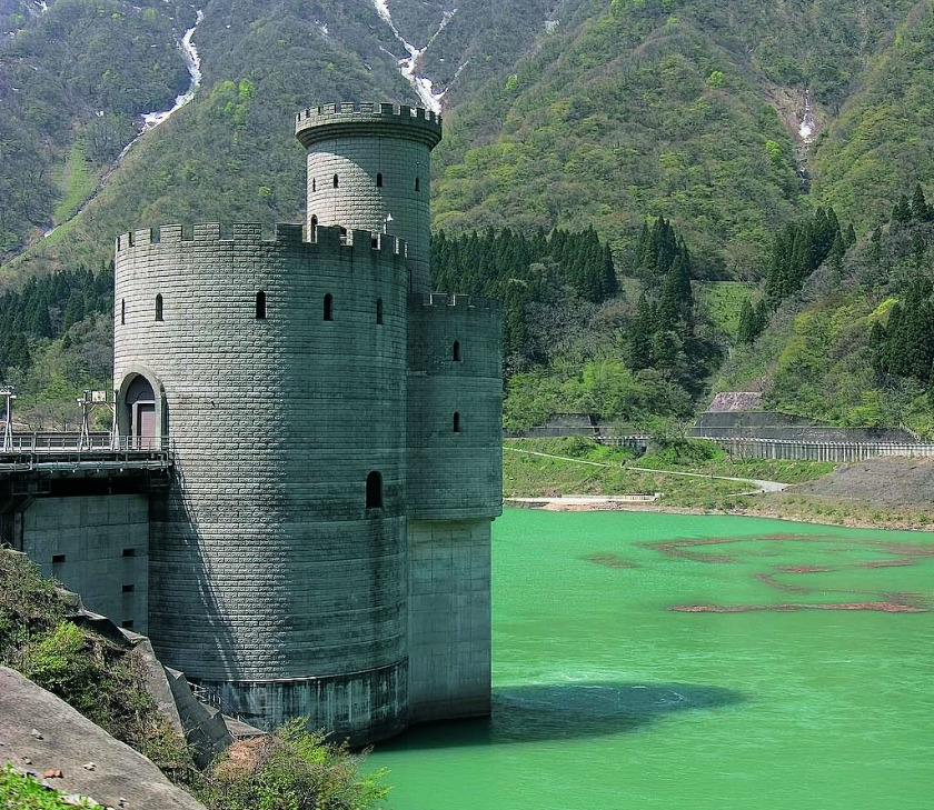 kurobe-gorge