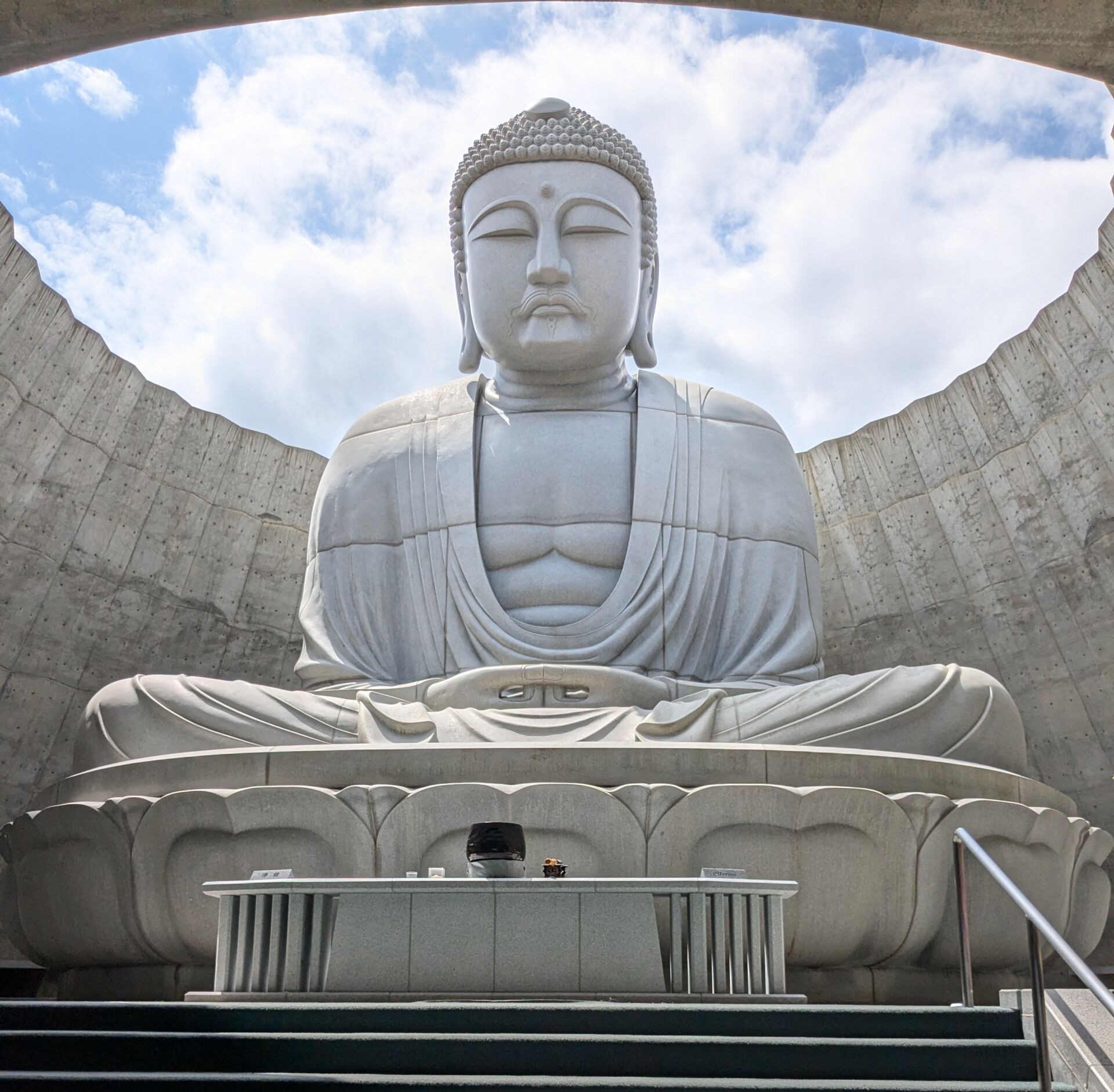 Hill-of-the-buddha-hokkaido