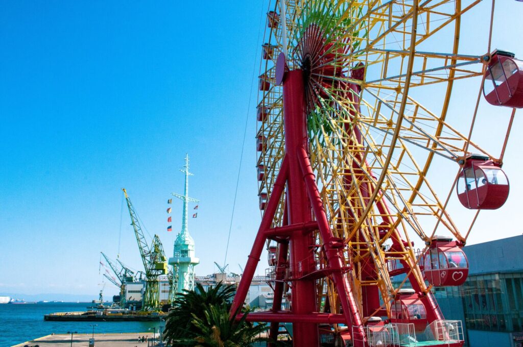 Kobe-harbourland-ferriswheel