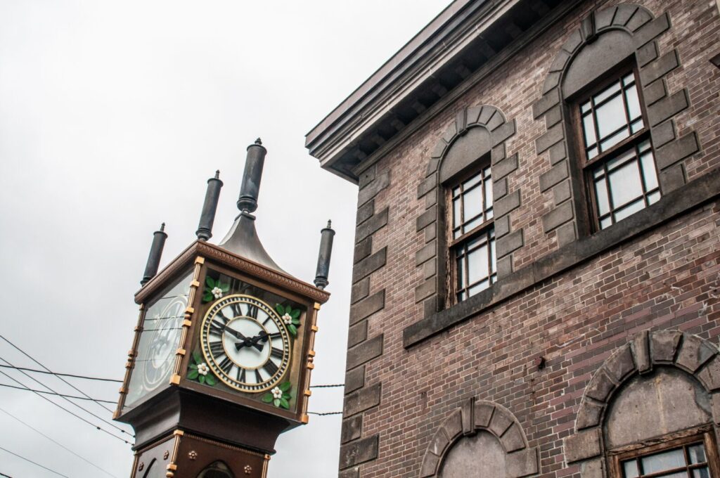 Otaru-Steam-Clock-and-Music-Box-Museum